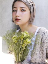 Whitebeigeミニボブ