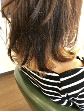 ヒッピーヘアー(Hippie Hair) インナーブリーチ