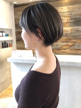 アルバム 銀座(ALBUM GINZA) ソフトくびれショート_オリーブカラーハイライトカラー_ba275181