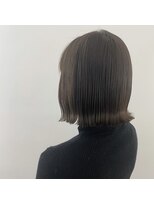 ハロウ&nbsp;切りっぱなしボブ