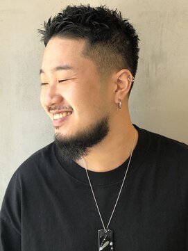 フランクスバーバーリザーブ 人形町店(FRANK’S BARBER RESERVE) アップバンクテーパーフェードナチュラルスタイル