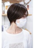 ハンサムショート大人小顔20、30、40代人気　丸み◎耳掛け