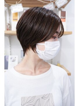 クラス(CLASS) コンパクトショート大人小顔20、30、40代人気　丸み◎耳掛け