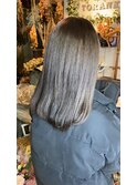 【ToRank】大人かわいい切りっぱなしロングアッシュ