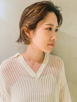 ネイビー(nvy) クセ毛も活かすボブ