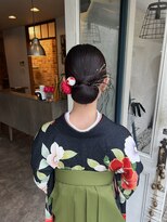 ピーブランズヘアー 大野城コモレビ(P-brandshair onojo Komorebi)&nbsp;タイトシニヨン