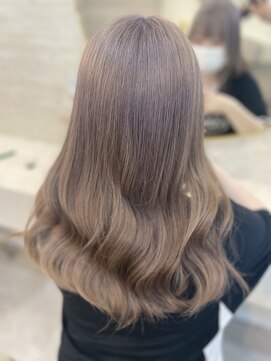 ラビス クローバー(Lovis clover) 《RIN》ラベンダーグレージュ