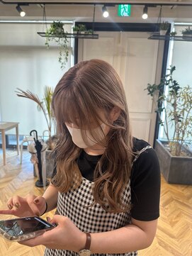 ヤテ(yate') ミルクティーベージュ