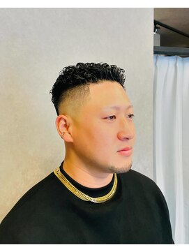 スター(STAR) 20代30代40代/刈り上げ/極道パーマ/パーマ/メンズ