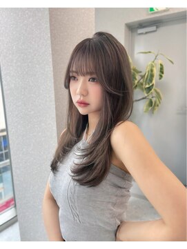 リリー(Lilley) 姫カットレイヤー×秋色くすみベージュ×韓国風巻き(ayana)