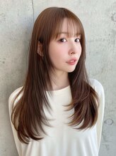 ディーエックス スリー(Dxxxx III) 韓国ナチュラル小顔ロングレイヤーカット