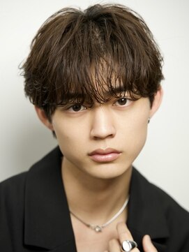 ルーシー 川越(LUCEY) ツイストスパイラルパーマ波巻きパーマメンズカットメンズパーマ