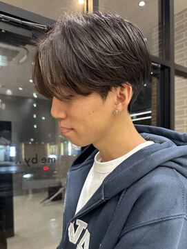 カルム(kalm) 毛流れセンターパートニュアンスパーマカルマヘアメンズパーマ