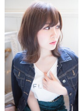 ヘアサロントワ(10wa) 外ハネレイヤーカット