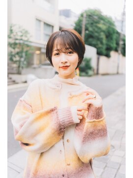 ガーデン オオタカノモリ(garden otakanomori) 20代30代大人かわいい耳掛けショート×アッシュグレーベージュ