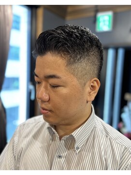 銀座 シノ 本店(shino) 【銀座理容室】8:2ビジネスショート