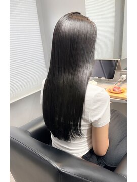 アンルポン 梅田(un le pont) 【un le pont西梅田】酸性ストレートで艶髪に