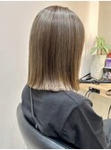 ワンブリーチカラータッセルボブ切りっぱなしボブ長めボブ横浜