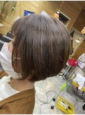 ショートボブ