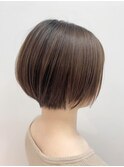 大人ショートボブ×マットブラウン