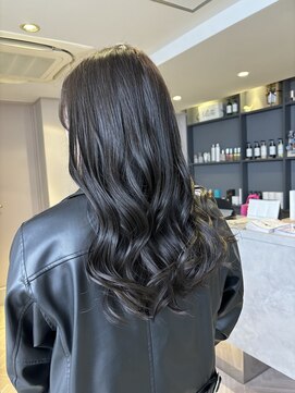 エレノア アネックス銀座(Eleanor) 透明感たっぷりのグレージュ