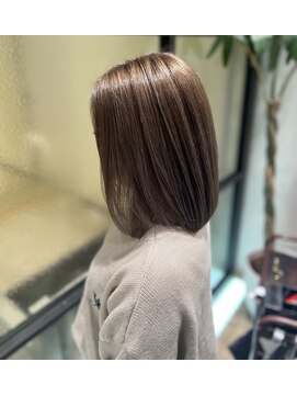 アヴァンス 堺東店(AVANCE.) 春カラー(スモーキーグレージュ)