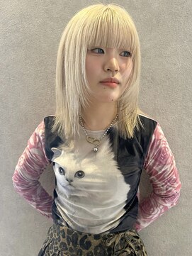 コト 福井大和田店(coto) 福井　大和田　ハイトーン　ホワイトブロンド　顔まわりカット