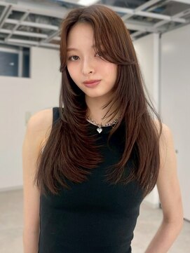 ユーフォリア 渋谷グランデ(Euphoria SHIBUYA GRANDE) ブラウンカラー 顔周りカット レイヤーカット 韓国へア 20代