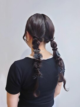 コークス 原宿 表参道(COKETH) ダブルツインローポニー玉ねぎヘア×リボン×推し色ブラック