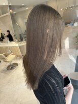 ミズチャーム(Ms.CHARM) グレージュ/韓国ヘア/レイヤー/ブリーチなし