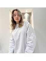 ウタリ(utari)&nbsp;LONDON風ベージュ系【難波 桜川/ケアブリーチ】