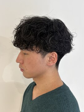 ニアウ 伊勢崎連取店(Niau) MEN’S HAIR/波巻きツイストスパイラル/リバースセンターパート