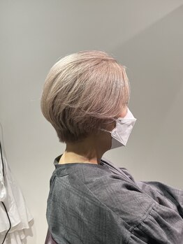 アロイ(alloy)の写真/【全席個室/月曜営業】ブリーチ有・無でもそれぞれ楽しめる似合うカラーをご提案します♪