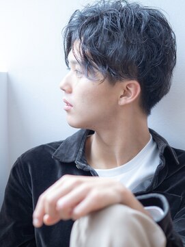 クラン(CLAN) 無造作センターパート