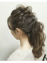 パロンテ オシャレドロボウ ライズ(parente OSHAREDOROBO RISE)&nbsp;アレンジポニー