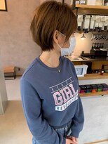 ハチ(hachi)&nbsp;20代30代40代大人かわいい丸みショートボブ立体感ブラウン
