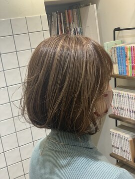 ランプ(Lamp) 軽さ抜群！！ハイライトボブ