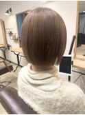 切りっぱなしボブ/ハイトーンベージュ