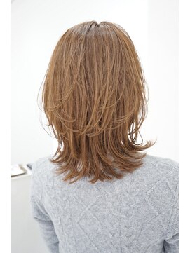 エマ(emma) ひし形くびれレイヤーカット