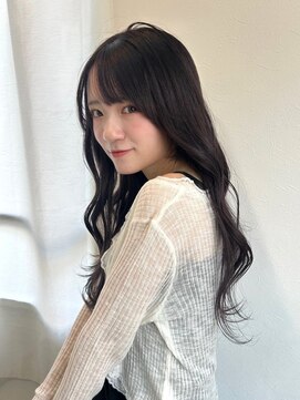 アンニュ(annuy) ロングレイヤー 前髪カット 透明感カラー 顔周りカット 髪質改善