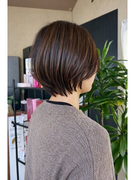 バルス(BLS) ショートボブ髪型20代30代40代50代前髪あり前髪なし面長丸顔