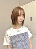 ショートボブ切りっぱなしボブタッセルボブブリーチダブルカラー