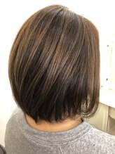 サロンドビージェイ サンティール(salon de B.J.)
