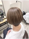 ナチュラルハイライト×ショートボブ