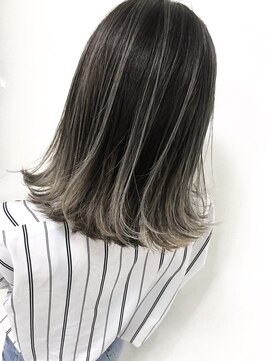 ケアシンサイバシ(CARE shinsaibashi) 可愛いバレイヤージュ