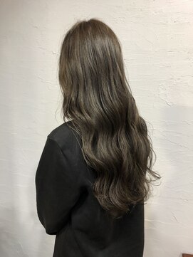 シェノン 西梅田(CHAINON) イメチェン/ダークアッシュ/グレージュ/フェミニン/こなれヘア