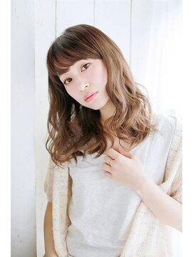プティルカ(PutiLuca D.C.) ゆるふわミックスベージュスタイル