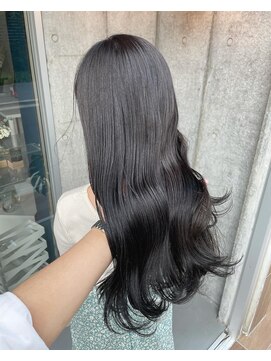 サク(Sac.) 赤み消しグレージュカラーSac.栃木優佑