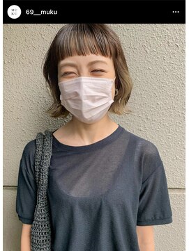 ムク(MUKU) 攻めた前髪とツートーンカラー