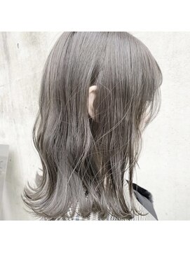 エストアール フクオカ 福岡博多店(est-r. Fukuoka) 外国人風きりっぱなしボブ